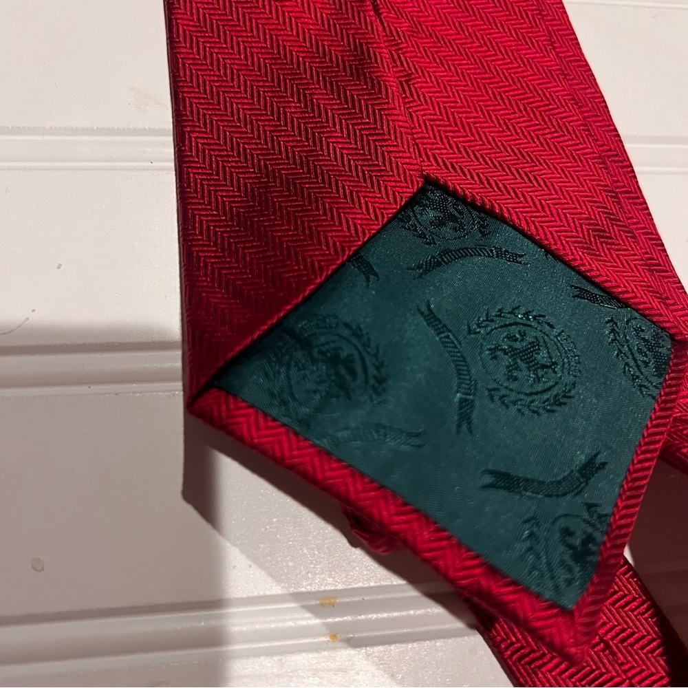 Tommy Hilfiger XL Red Men's Tie - Picture 4 of 4